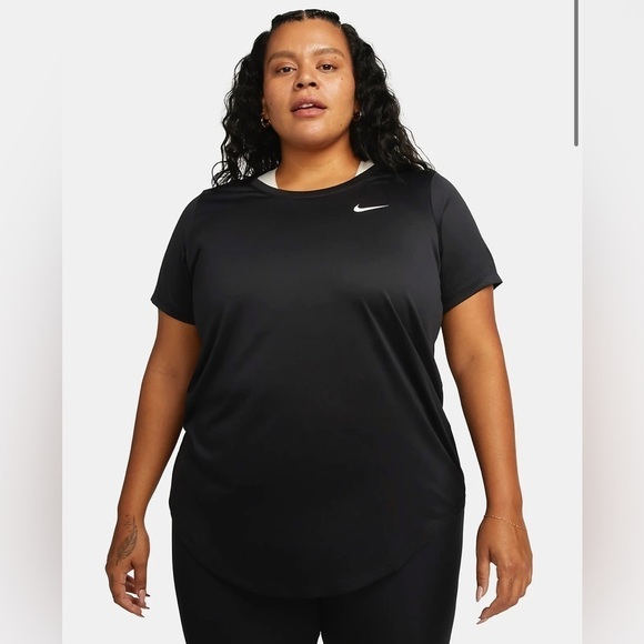 Nike plus size 1X dri fit tee Black NWT - Picture 1 of 6
